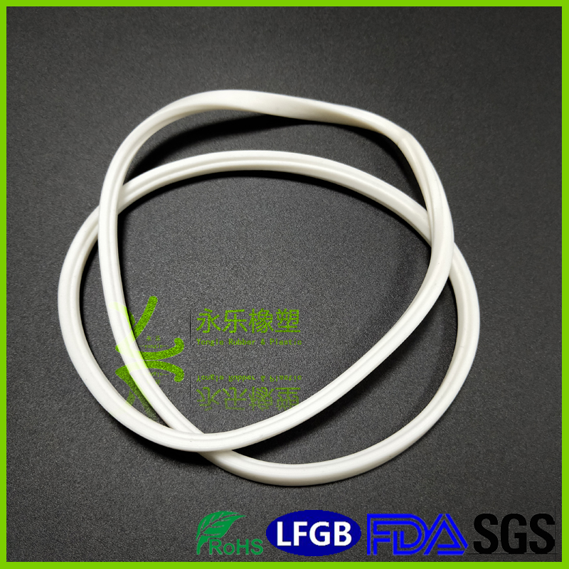 Silicone foam sealing ring for lighting fixtures