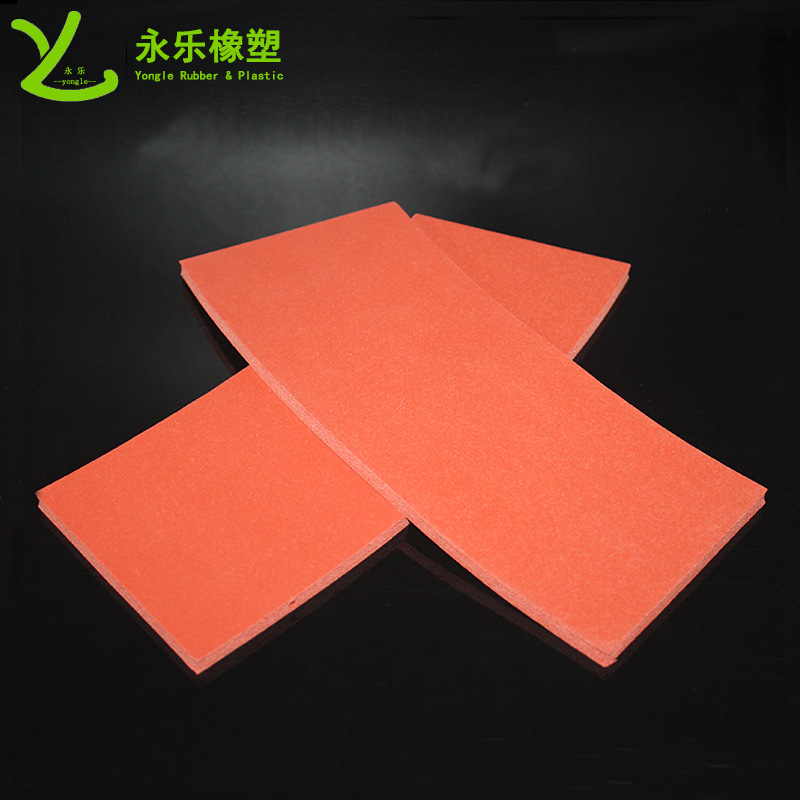 Fan shaped silicone foam sheet